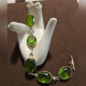 Peridot Green oval Shape Stones Sterling Silver .925 Bracelet